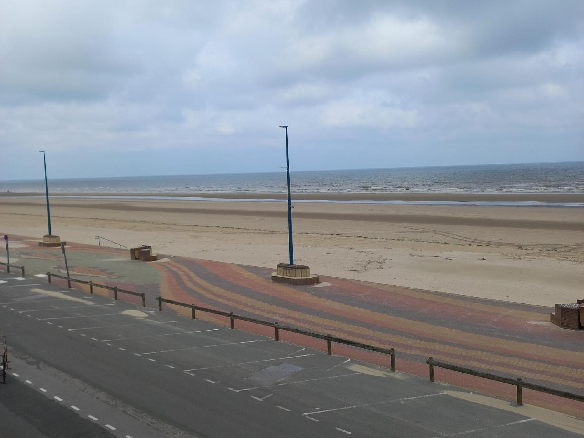 Appartement Bray-Dunes, 3 Pieces, 4 Personnes - Fr-1-661-2 Buitenkant foto